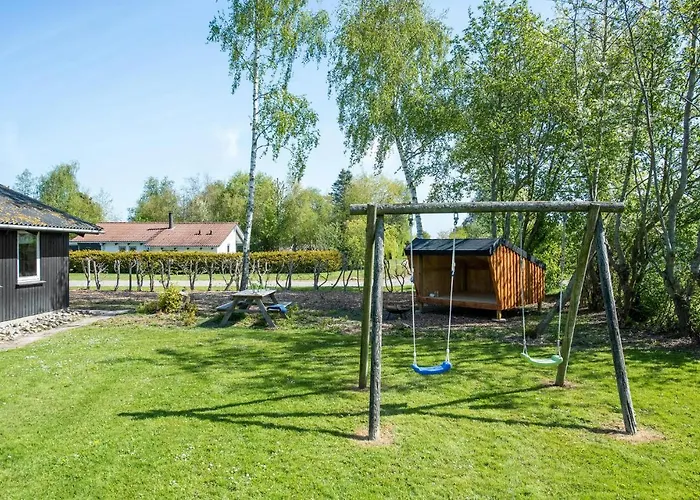 3 Bedroom Awesome In Sydals Nedre Lysabild